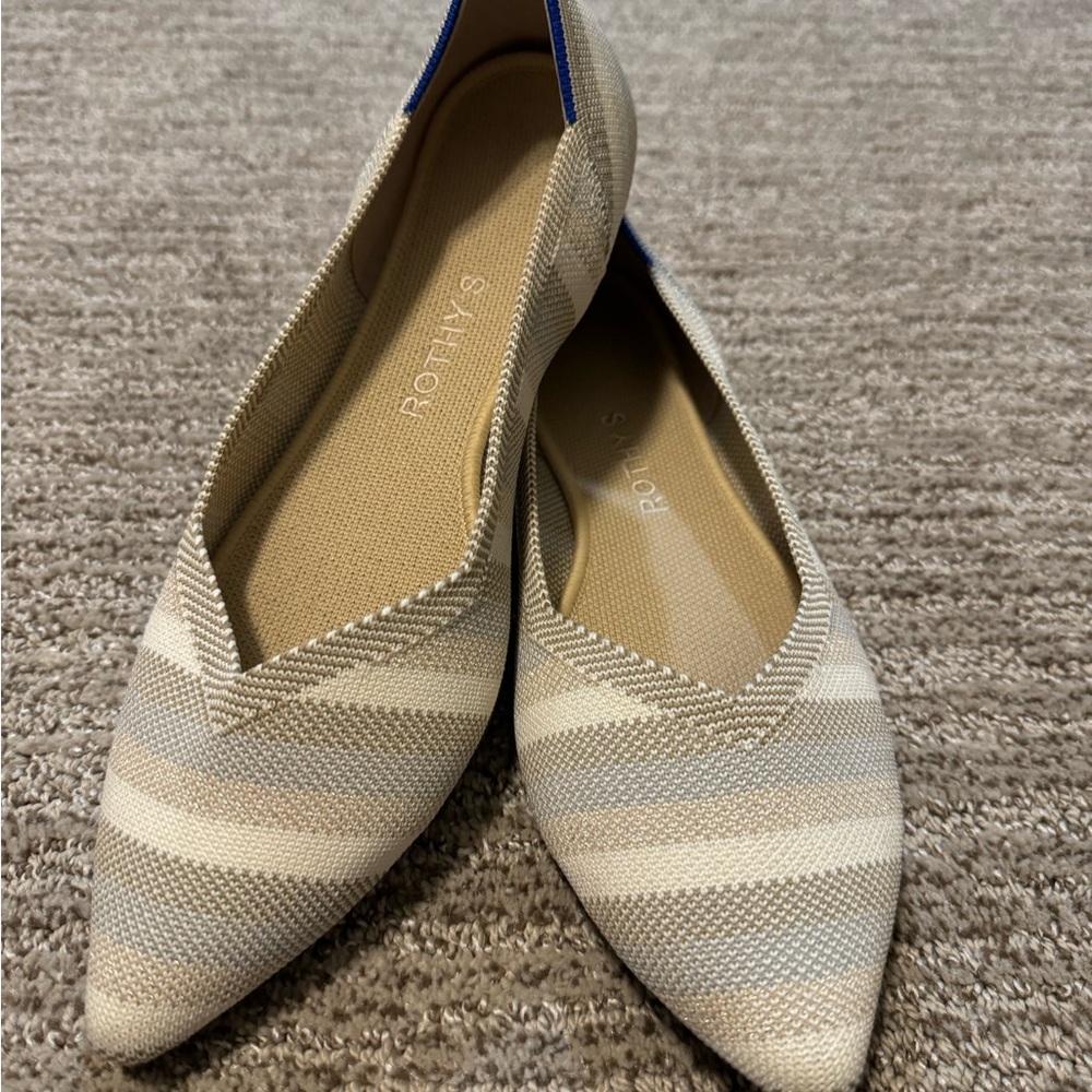 Rothy’s Flats- silver and cream size 10.5 - Picture 2 of 3